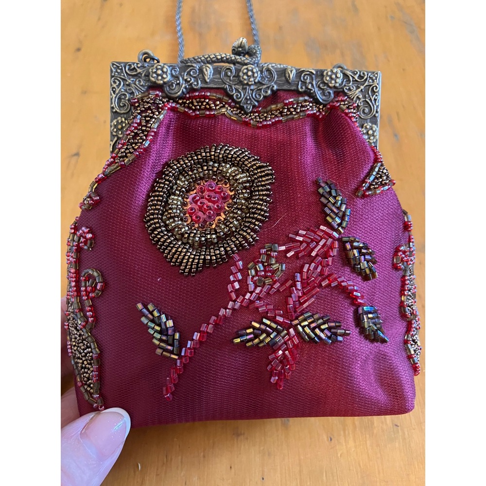 Preston & York Beaded Evening Bag Womens Small Burgundy Floral Snake Kiss Lock